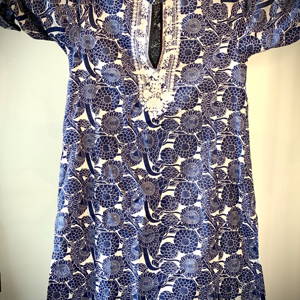 Pakistani KURTA / KAMEEZ